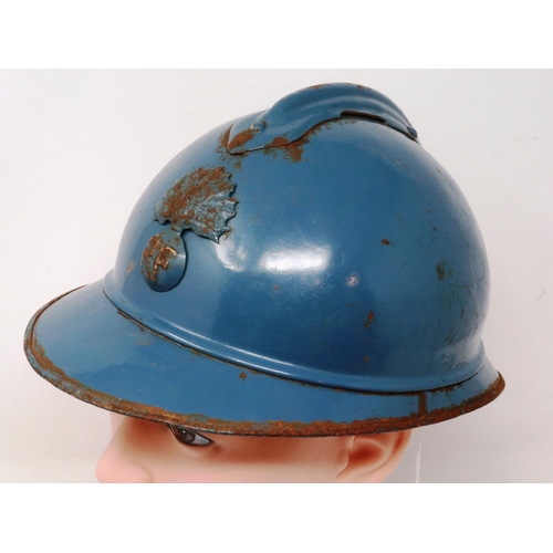 2216 - WWI French small size M15 Adrian helmet with liner, badged to infantry. P&P Group 3 (£25+VAT for the... 