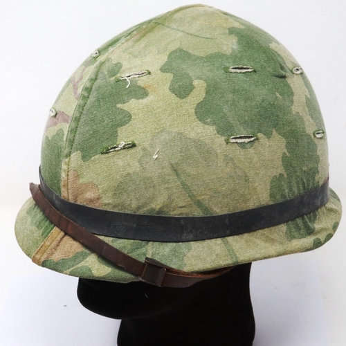 2222 - Super condition Vietnam War Era US M1 Helmet with Mitchell/Duck Hunter reversible cover. P&P Group 3... 