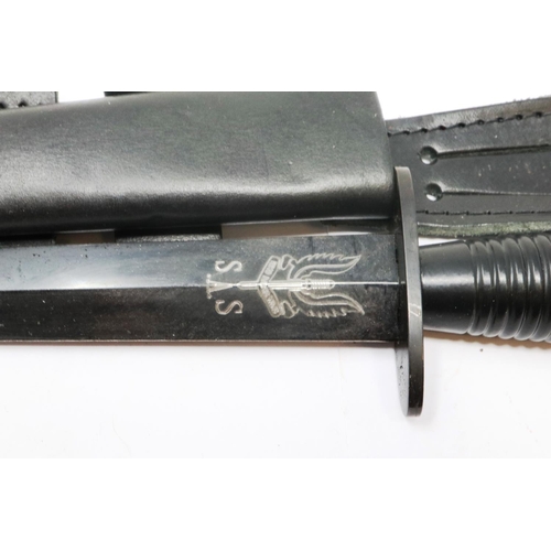 2260 - Contemporary Commando dagger etched with SAS logo, with leather sheath. P&P Group 3 (£25+VAT for the... 