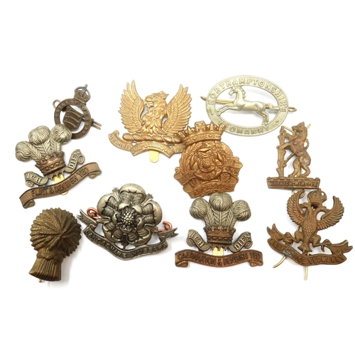 2262 - Ten brass British Army Yeomanry cap badges. P&P Group 1 (£14+VAT for the first lot and £1+VAT for su... 