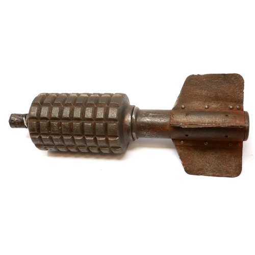 2327 - INERT WWI German Granatenwerfer Spigot mortar. P&P Group 3 (£25+VAT for the first lot and £5+VAT for... 