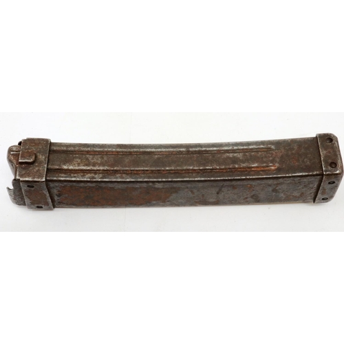 2331 - Rare Webley Villar Perosa MG 9mm magazine, circa 1915, spring loaded. P&P Group 1 (£14+VAT for the f... 