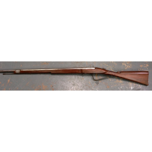 2333 - Replica flintlock rifle. P&P Group 3 (£25+VAT for the first lot and £5+VAT for subsequent lots)