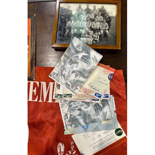 2148 - LFC memorabilia, including ticket stubs, 1992 flag, records etc, with a 1930s photograph of Belton F... 