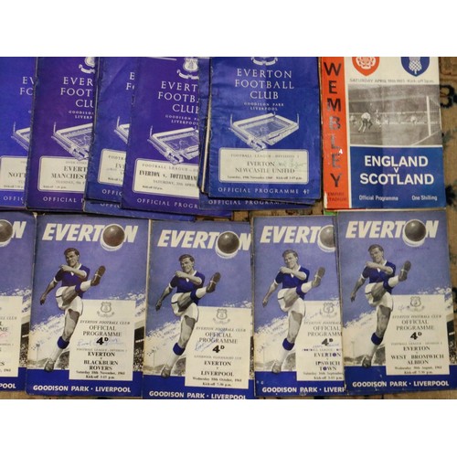 2143 - Mixed Everton and England programmes. P&P Group 2 (£18+VAT for the first lot and £3+VAT for subseque... 