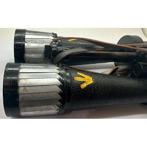 2185A - Barr & Stroud WWII Admiralty issue CF41 7x binoculars, marked with yellow broad arrows, with rotatin... 