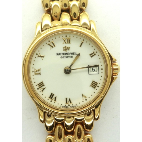 108 - RAYMOND WEIL: ladies wristwatch on a gold plated bracelet, with inner and outer boxes, working at lo... 