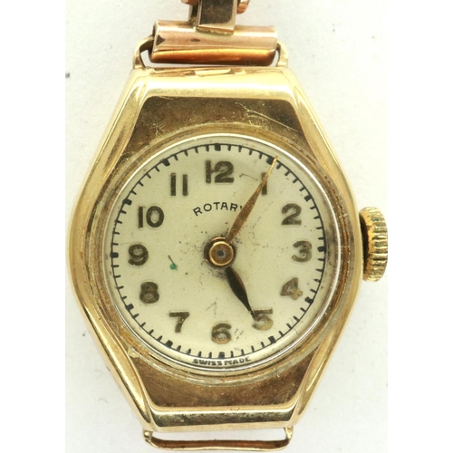 109 - ROTARY: 9ct gold ladies wristwatch on a 9ct gold bracelet, not working at lotting, total weight 13.7... 