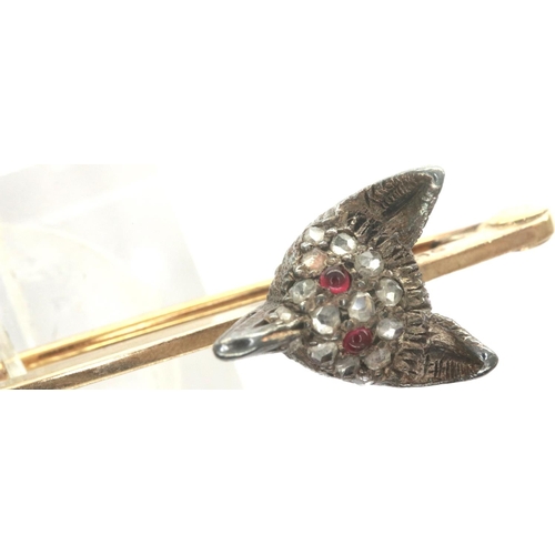 11 - Late Victorian gold brooch with fox head design, on a 9ct gold bar, rose cut diamonds and garnet cab... 