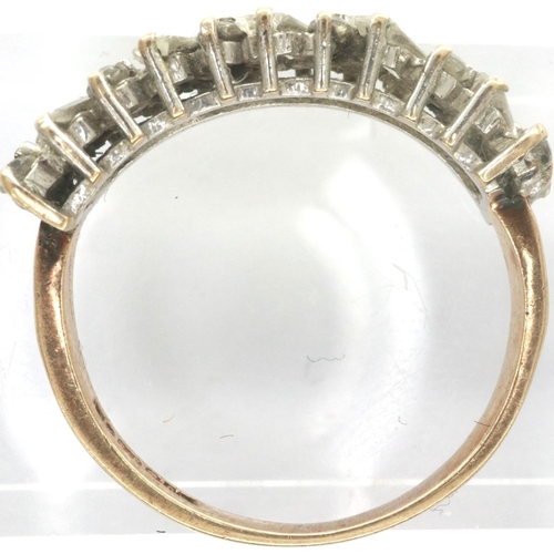 27 - 9ct gold ring with Cubic Zirconia stones, size L, 2.0g. P&P Group 1 (£14+VAT for the first lot and £... 