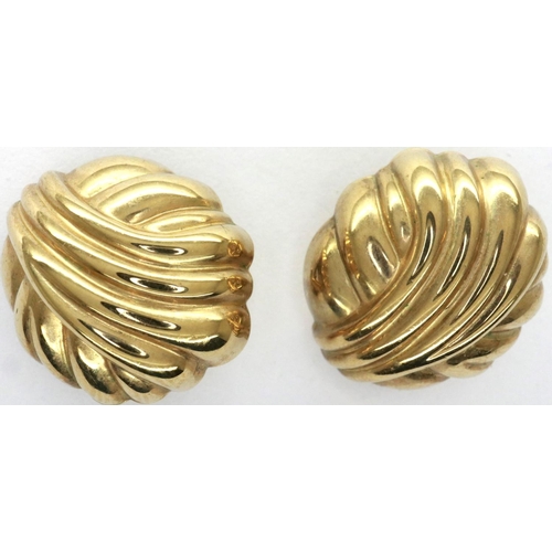 28 - 9ct gold clip on earrings, 3.4g. P&P Group 1 (£14+VAT for the first lot and £1+VAT for subsequent lo... 