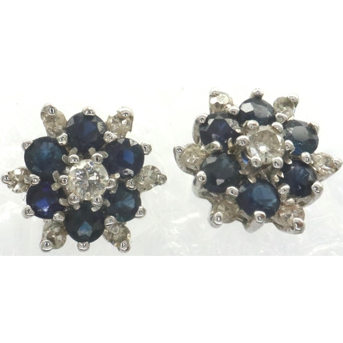 30 - Pair of white gold diamond and sapphire set stud earrings, 1.3g. P&P Group 1 (£14+VAT for the first ... 