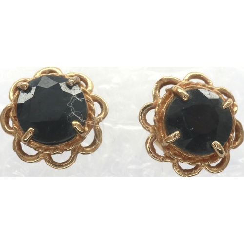 38 - 9ct gold sapphire set stud earrings, 1.5g. P&P Group 1 (£14+VAT for the first lot and £1+VAT for sub... 