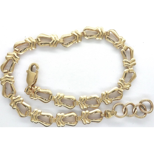 48 - 9ct gold bracelet, L: 18 cm, 2.9g. P&P Group 1 (£14+VAT for the first lot and £1+VAT for subsequent ... 