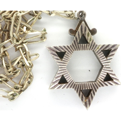 51 - Silver Star of St david necklace, 13.6g. P&P Group 1 (£14+VAT for the first lot and £1+VAT for subse... 