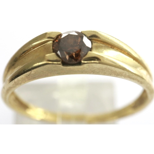 52 - 9ct gold stone set ring, size W, 2.6g. P&P Group 1 (£14+VAT for the first lot and £1+VAT for subsequ... 