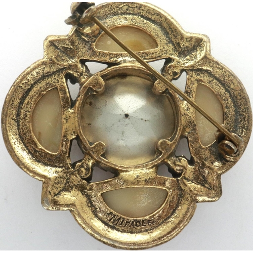 69 - Scottish Celtic brooch, boxed, with Miracle written verso, H: 45 mm. P&P Group 1 (£14+VAT for the fi... 