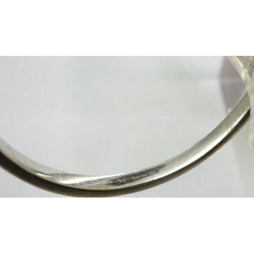 84 - 9ct white gold (unmarked) diamond set solitaire ring, size M, 1.3g. P&P Group 1 (£14+VAT for the fir... 