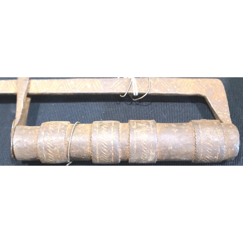 289 - Early Oriental iron cylinder lock, likely for a tomb entrance, overall L: 29 cm. P&P Group 2 (£18+VA... 