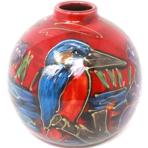 218 - Anita Harris kingfisher vase, signed in gold, H: 11 cm. P&P Group 1 (£14+VAT for the first lot and £... 