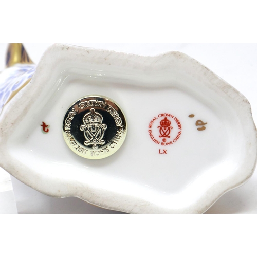 265 - Royal Crown Derby paperweight, recumbent lamb, with gold stopper, L: 10 cm. P&P Group 1 (£14+VAT for... 
