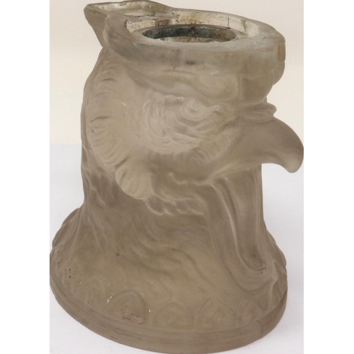 319 - Continental frosted glass cockerel inkwell, lacking cover, H: 80 mm. P&P Group 1 (£14+VAT for the fi... 