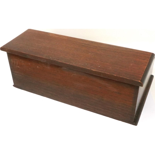 335 - Oak triple inkwell and pen box, 27 x 16 x 10 cm H. P&P Group 2 (£18+VAT for the first lot and £3+VAT... 