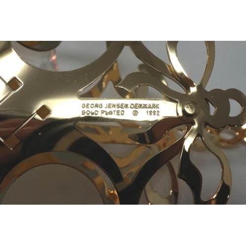 352 - Two boxed Georg Jensen gold plated Christmas decorations, dated 1992. P&P Group 3 (£25+VAT for the f... 