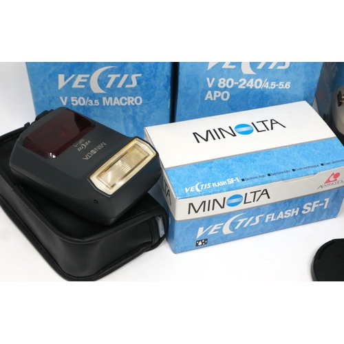 411 - An extensive Minolta Vectis photographic outfit. P&P Group 2 (£18+VAT for the first lot and £3+VAT f... 
