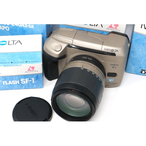 411 - An extensive Minolta Vectis photographic outfit. P&P Group 2 (£18+VAT for the first lot and £3+VAT f... 