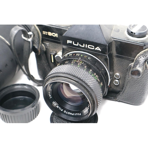 429 - Fujica camera and other items in a hard case. P&P Group 1 (£14+VAT for the first lot and £1+VAT for ... 