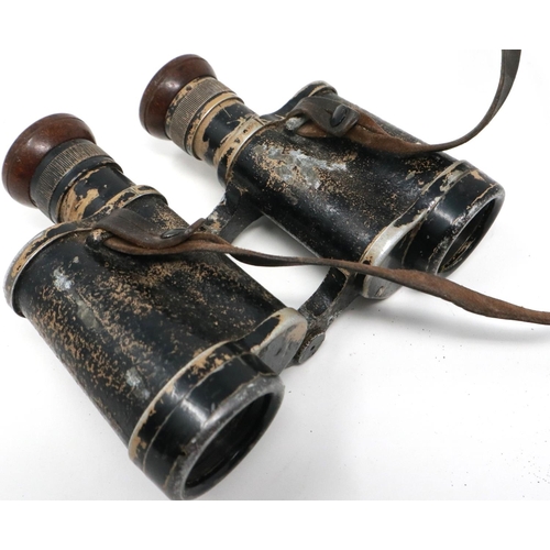 431 - Pair of German WWII period binoculars with traces of desert paint. P&P Group 1 (£14+VAT for the firs... 