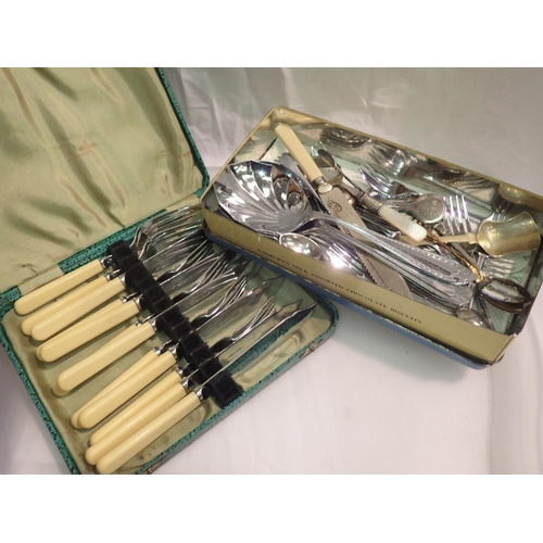 1115 - Mixed flatware to include a boxed set. Not available for in-house P&P