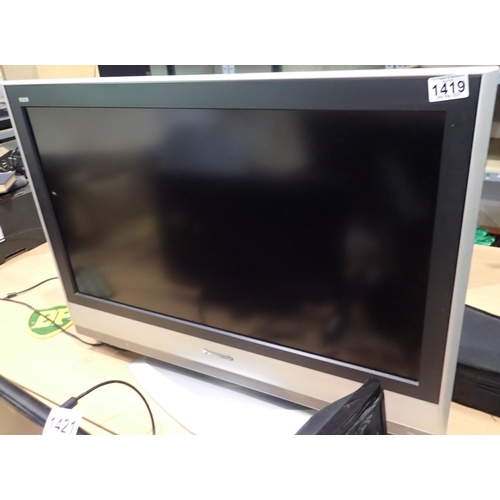 1419 - Panasonic 42 inch HD television. Not available for in-house P&P.