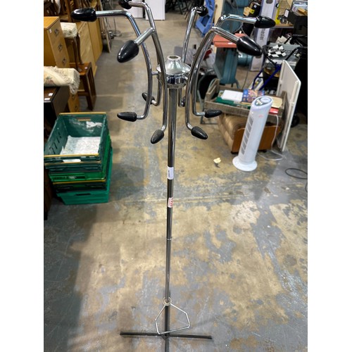 1320A - Metal coat rack with umbrella stand. Not available for in-house P&P