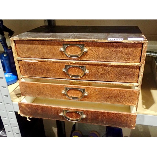 1009 - Small vintage filing chest with contents of costume jewellery etc, 39 x 25 x 25 cm, damage to vinyl ... 