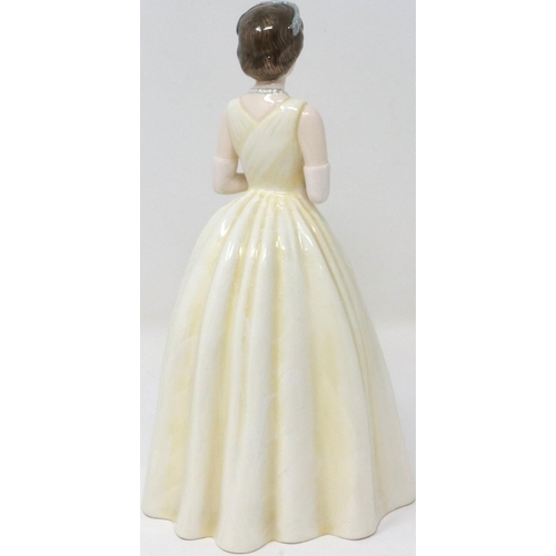 1228 - Royal Doulton figurine, Her Majesty Queen Elizabeth II HN3440, limited edition 1597/3500, modelled b... 