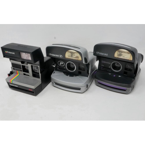 444 - Three Polaroid cameras, all use Polaroid 600 film. P&P Group 1 (£14+VAT for the first lot and £1+VAT... 