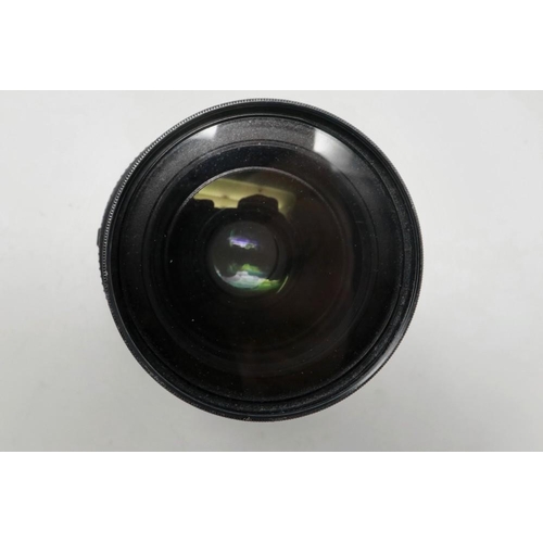 446 - Sigma EX 50mm DG Macro Lens f 2.8 with hood and EX Sigma Lens case. P&P Group 1 (£14+VAT for the fir... 