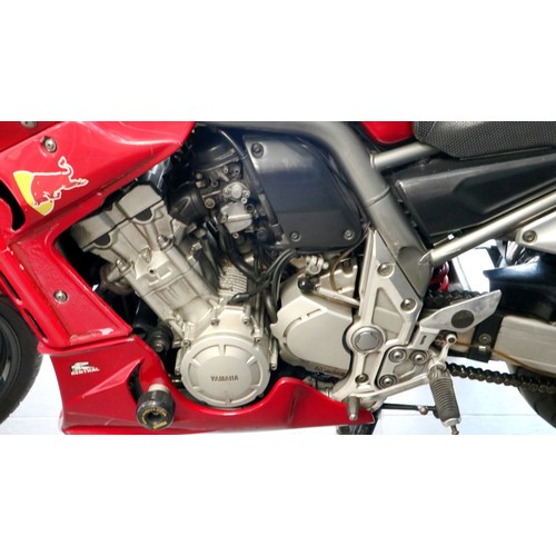 1B - Yamaha Fazer FZR1000, LF51 ZDR, 998cc motorcycle, MOT expired 23/4/2023, currently SORN, upgraded wi... 