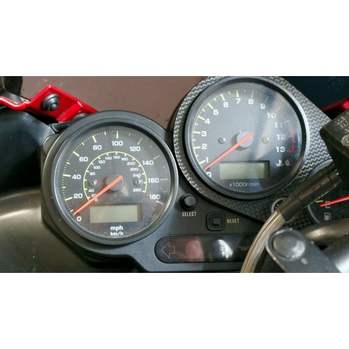 1B - Yamaha Fazer FZR1000, LF51 ZDR, 998cc motorcycle, MOT expired 23/4/2023, currently SORN, upgraded wi... 