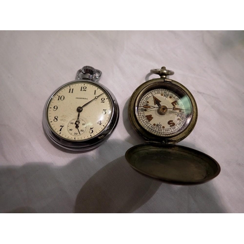 1111 - Silver plated Ingersoll pocket watch, working at lotting and a compass. P&P Group 1 (£14+VAT for the... 