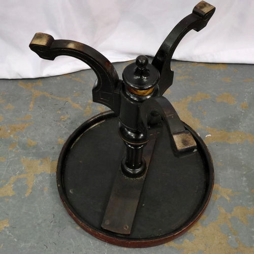 2130 - A 19th century lamp table with ebonised tripod support and replaced lather bound top, D: 40 cm, H: 4... 