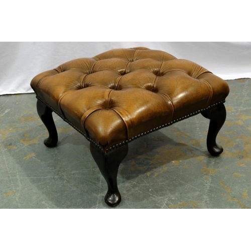 2141 - Brown leather buttoned stool on cabriole supports, D: 50 cm.  Not available for in-house P&P