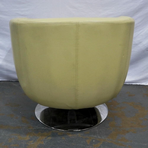 2156 - Tub cream armchair on swivel base. Not available for in-house P&P