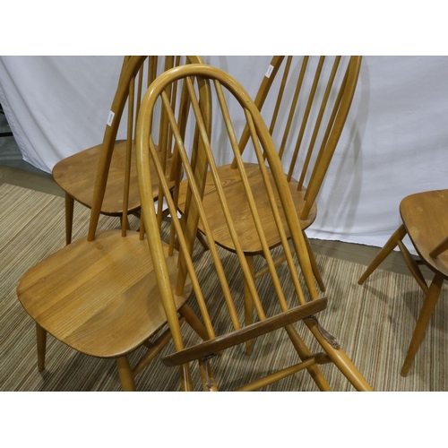 2167 - Set of six Ercol stickback dining chairs, seats of the chairs are not split, the back of one has a c... 