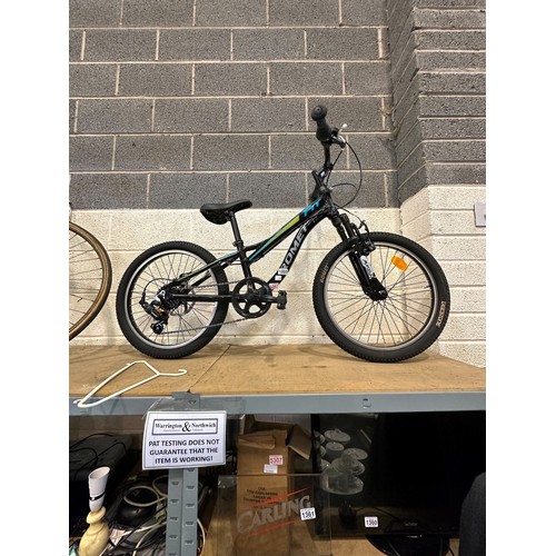 1005 - Mid size fit Romet Sport line 20 mountain bike with six gears, front suspension and rear disc brakes... 