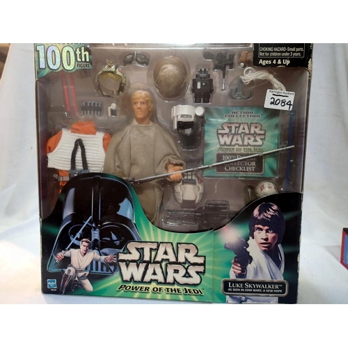 2084 - Boxed Hasbro Star Wars Power of The Jedi 100th figure, Luke Skywalker action figurine. P&P Group 1 (... 