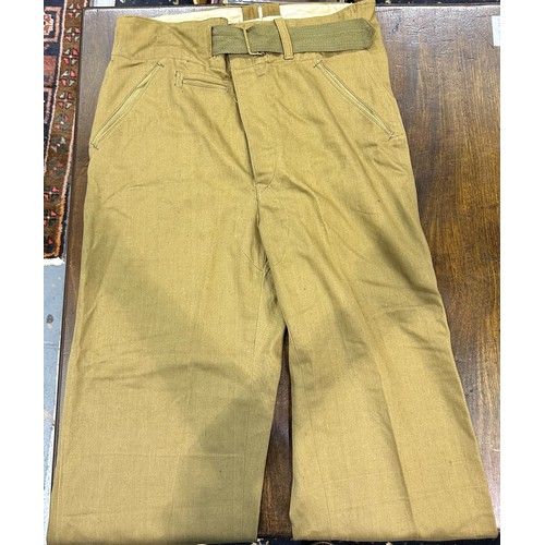 2168 - A pair of WWII German DAK Afrika Korps trousers. P&P Group 2 (£18+VAT for the first lot and £3+VAT f... 