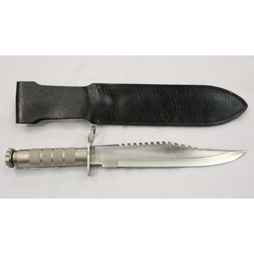 2140 - Anglo Arms sawback bayonet with leather scabbard. P&P Group 2 (£18+VAT for the first lot and £3+VAT ... 